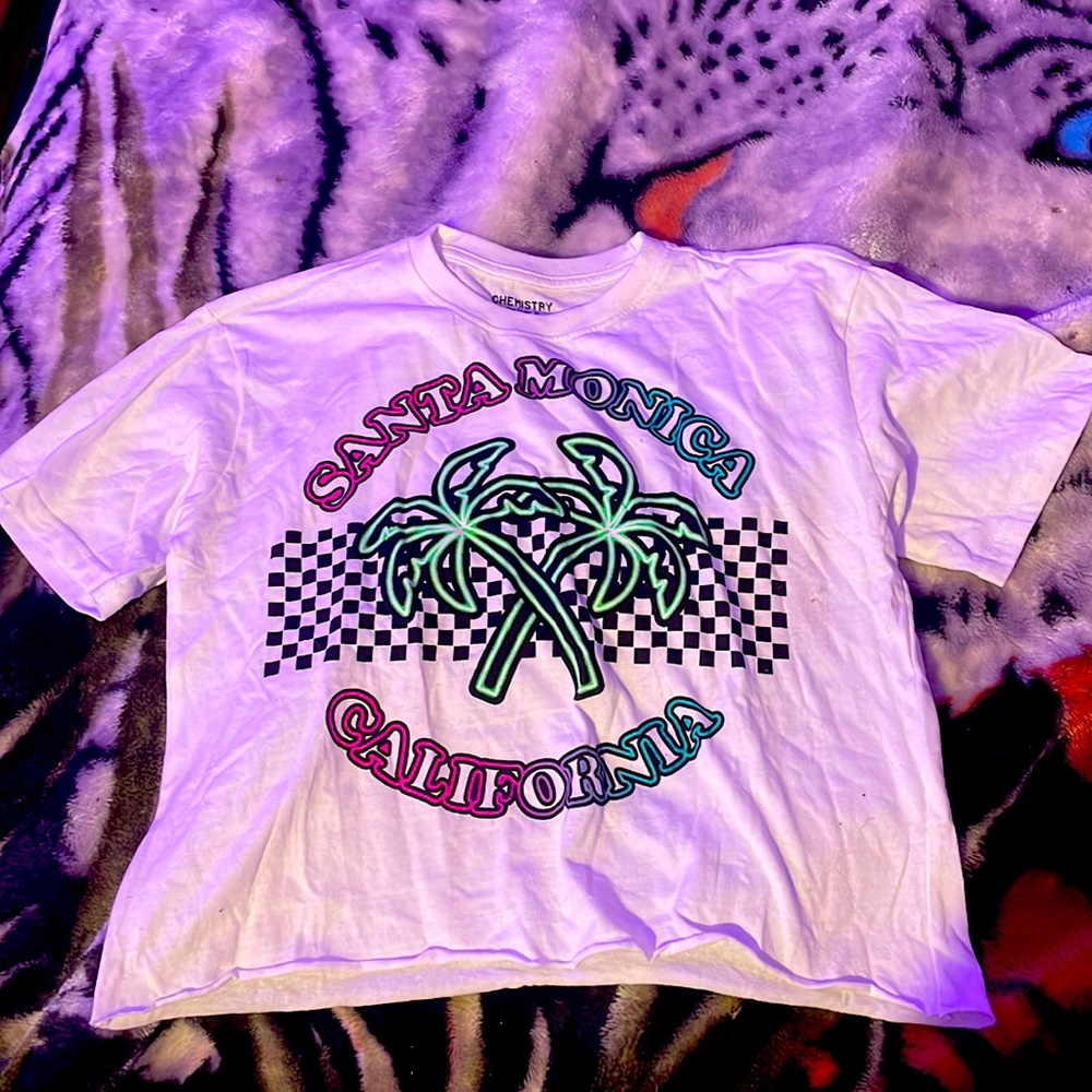 Slightly cropped Santa Monica, California T-shirt, size medium, worn once